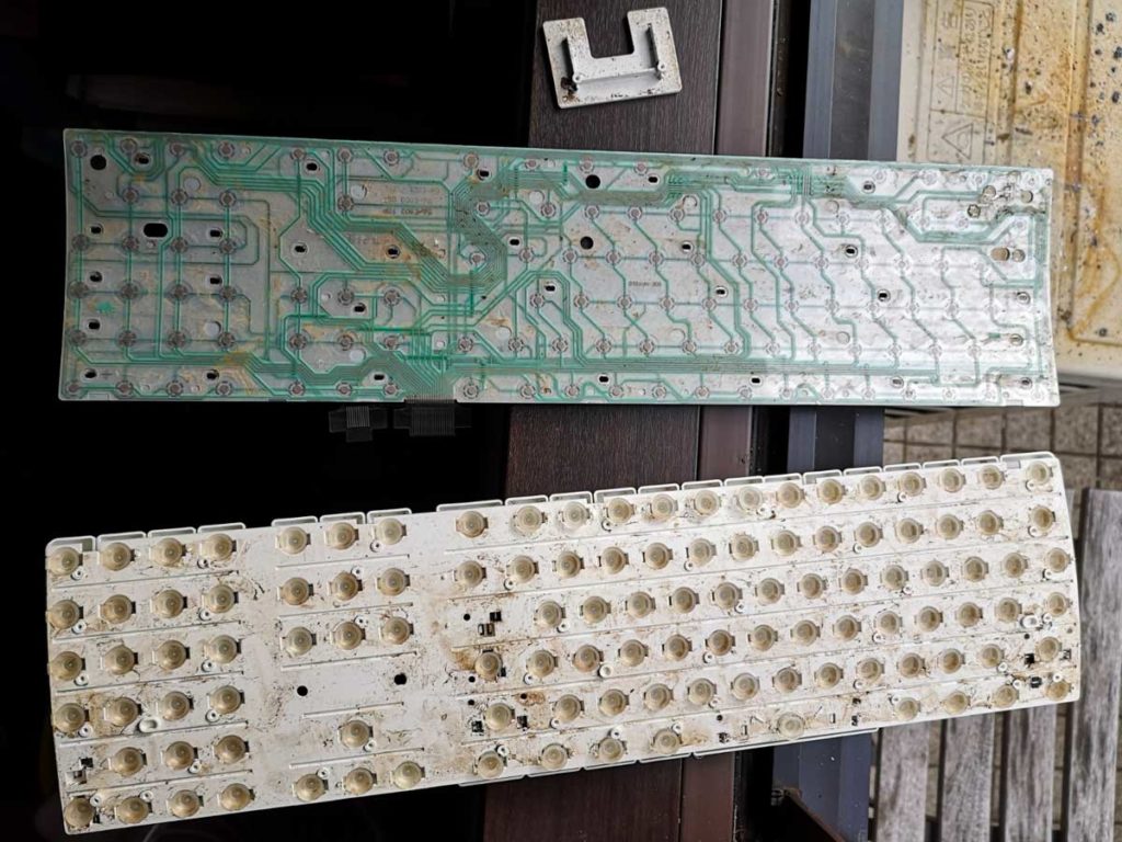 キーボード　内部　シート
